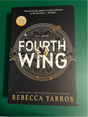Fourth Wing by Rebecca Yarros